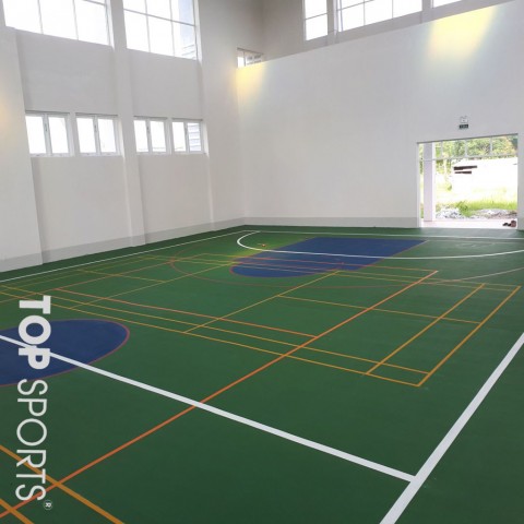 thi cong san bong chuyen 17