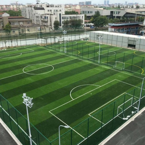 thi công sân bóng đá mini 5 người tiết kiệm