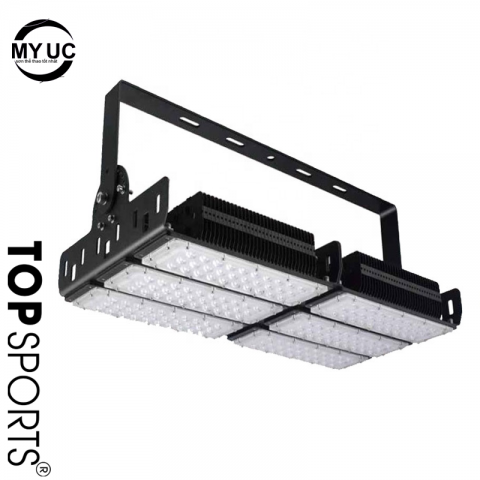 n led  cho sân bóng đá công suất 300w